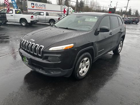 Used 2017 Jeep Cherokee Sport AWD/4WD image 3