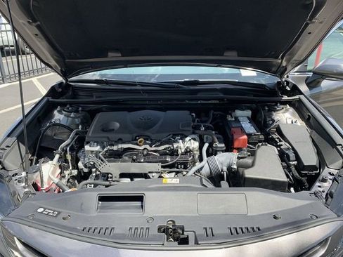 Used 2024 Toyota Camry SE FWD image 16