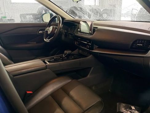 Used 2021 Nissan Rogue SV AWD/4WD image 12