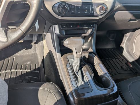 Used 2016 GMC Canyon SLE w/ SLE Convenience Package image 15