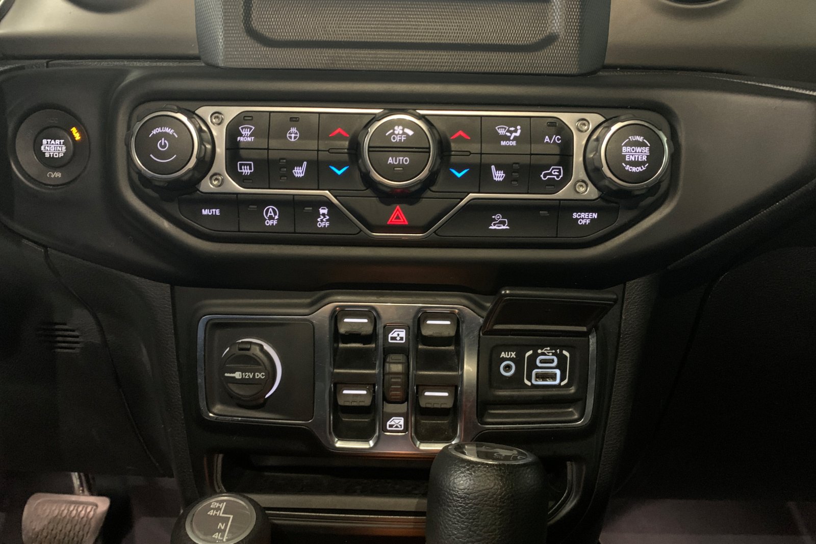 Used 2021 Jeep Wrangler Unlimited Sport AWD/4WD image 23