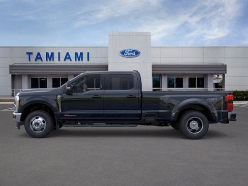 New 2026 Ford F350 Lariat w/ Lariat Premium Package AWD/4WD image 3
