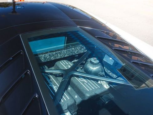 Used 2015 Lamborghini Huracan LP 610-4 image 11