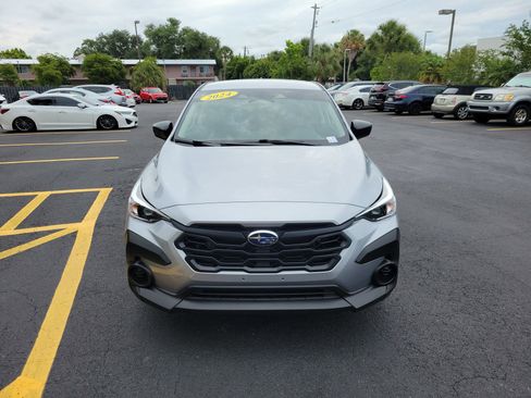 Used 2024 Subaru Crosstrek 2.0i AWD/4WD image 2