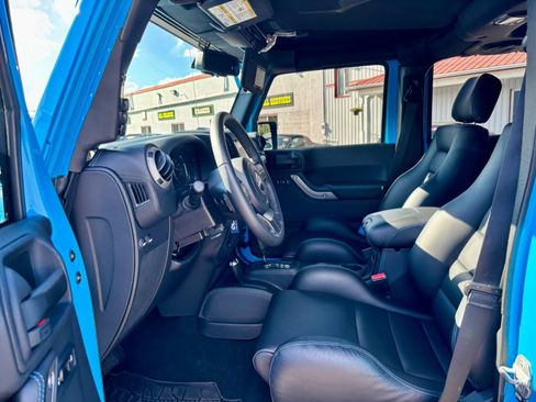 Used 2013 Jeep Wrangler Unlimited Sport AWD/4WD image 11