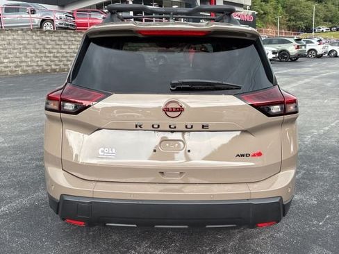Used 2026 Nissan Rogue SV AWD/4WD image 5