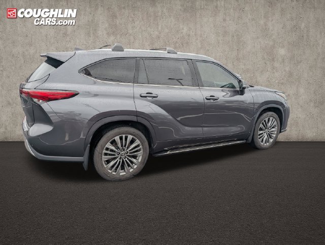 Used 2020 Toyota Highlander Platinum AWD/4WD image 8