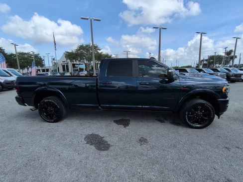 Used 2024 RAM 3500 Limited w/ Night Edition AWD/4WD image 4
