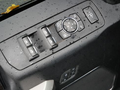 Used 2020 Ford F350 Lariat w/ Lariat Ultimate Package image 17