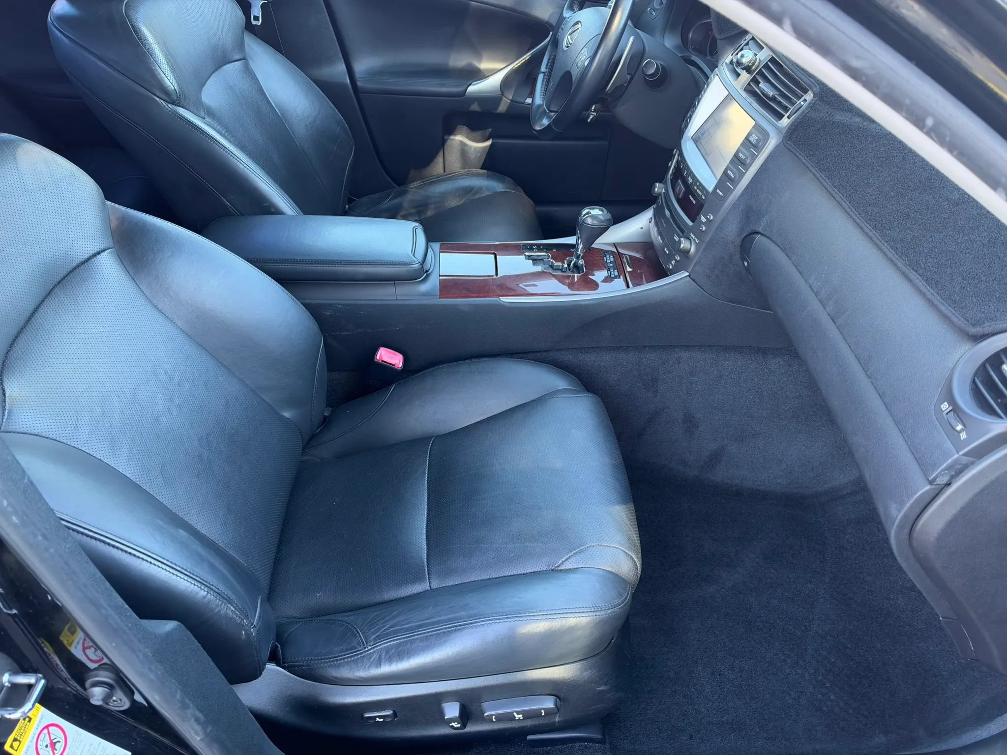 Used 2007 Lexus IS 350 RWD image 14