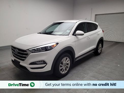 Used 2017 Hyundai Tucson SE image 1