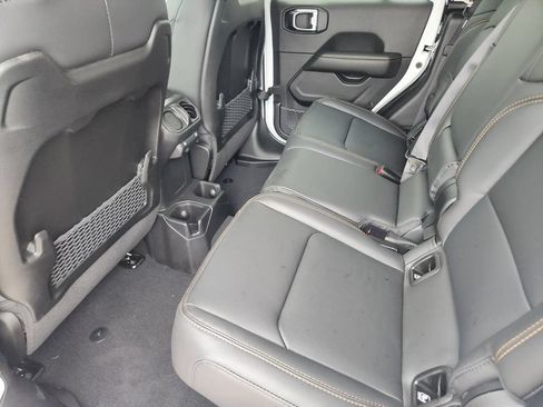 New 2026 Jeep Gladiator Sport AWD/4WD image 20