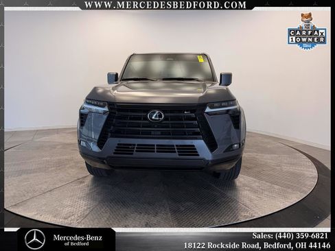Used 2024 Lexus GX 550 w/ Accessory Package (Z1) AWD/4WD image 3