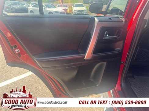 Used 2016 Toyota 4Runner Limited image 8