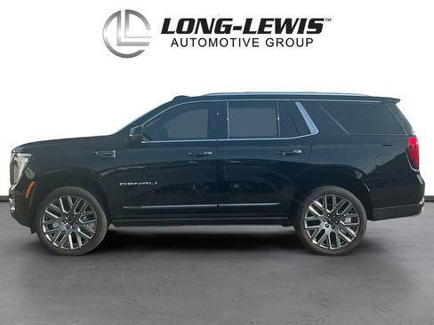 Used 2025 GMC Yukon Denali Ultimate AWD/4WD image 2