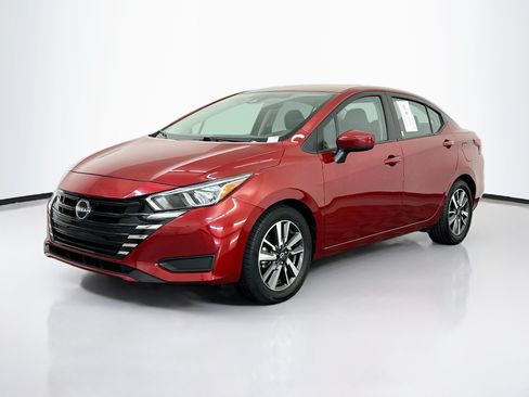Used 2024 Nissan Versa SV FWD image 3