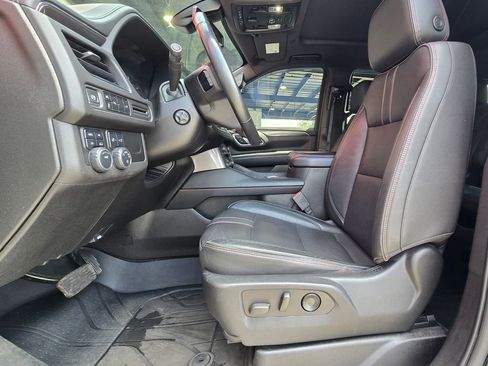 Used 2021 Chevrolet Tahoe RST w/ Luxury Package AWD/4WD image 21