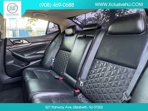 Used 2016 Nissan Maxima Platinum FWD image 25