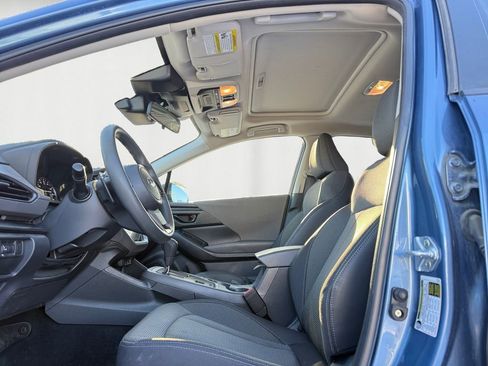 Used 2024 Subaru Crosstrek 2.0i Premium image 4