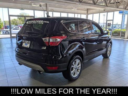 Used 2017 Ford Escape SE FWD image 8