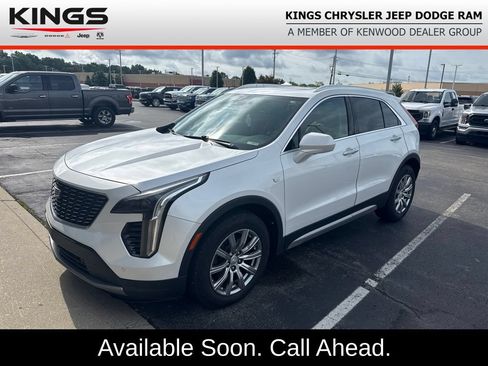 Used 2019 Cadillac XT4 Premium Luxury w/ Cold Weather Package FWD image 1