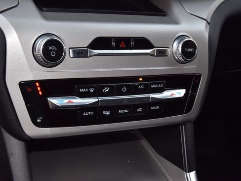 Certified 2023 Ford Explorer XLT w/ Equipment Group 202A image 29