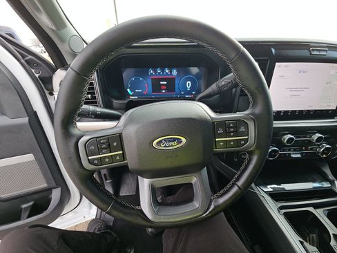 Used 2025 Ford F350 Lariat w/ FX4 Off-Road Package image 6