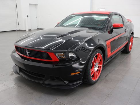 Used 2012 Ford Mustang Boss 302 RWD image 7