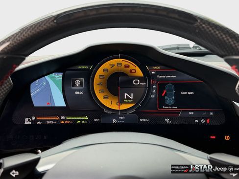 Used 2022 Ferrari SF90 Stradale AWD/4WD image 21