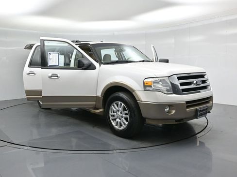 Used 2014 Ford Expedition EL XLT w/ Equipment Group 202A image 30