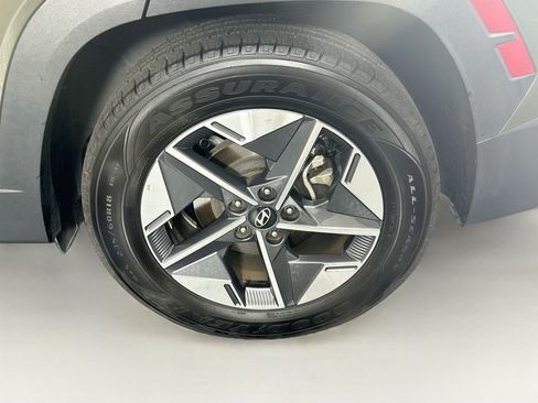 Used 2025 Hyundai Tucson SEL FWD image 11