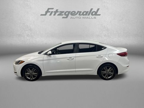 Used 2018 Hyundai Elantra SEL FWD image 2