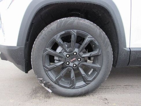 New 2026 GMC Terrain Elevation w/ Elevation Premium Package AWD/4WD image 8