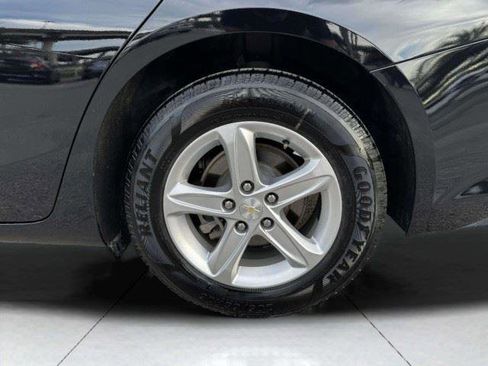 Used 2022 Chevrolet Malibu LS w/ LPO, Convenience Package 2 FWD image 51