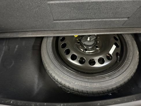 Certified 2023 Buick Encore GX Select image 23