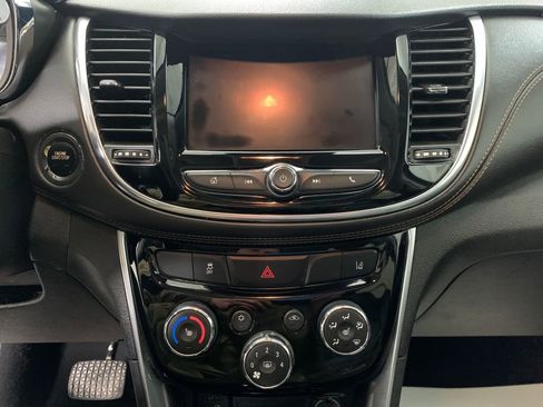 Used 2020 Chevrolet Trax Premier image 11