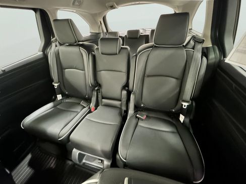 Used 2026 Honda Odyssey Touring image 23