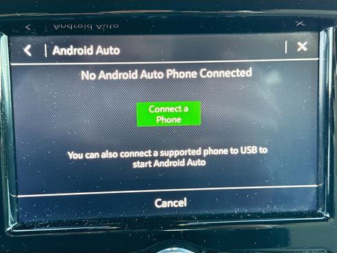 Used 2023 Chevrolet Traverse LS image 31