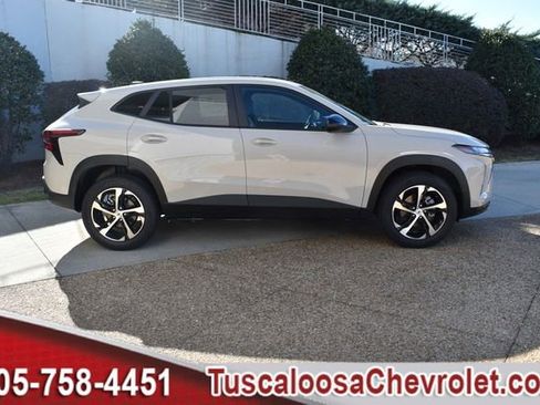 New 2026 Chevrolet Trax RS w/ Driver Confidence Package image 11