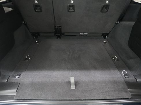 Used 2025 Jeep Wrangler Unlimited Sport AWD/4WD image 25