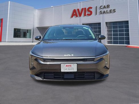 Used 2025 Kia K4 FWD image 2