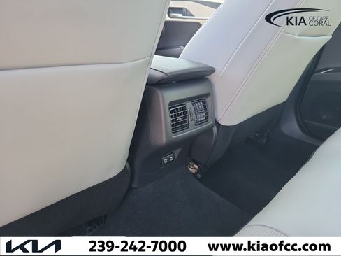 Used 2025 Toyota Camry XLE FWD image 14