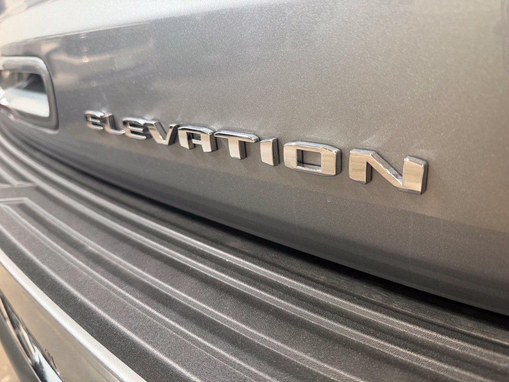 Used 2026 GMC Yukon Elevation w/ Elevation Premium Package RWD image 32