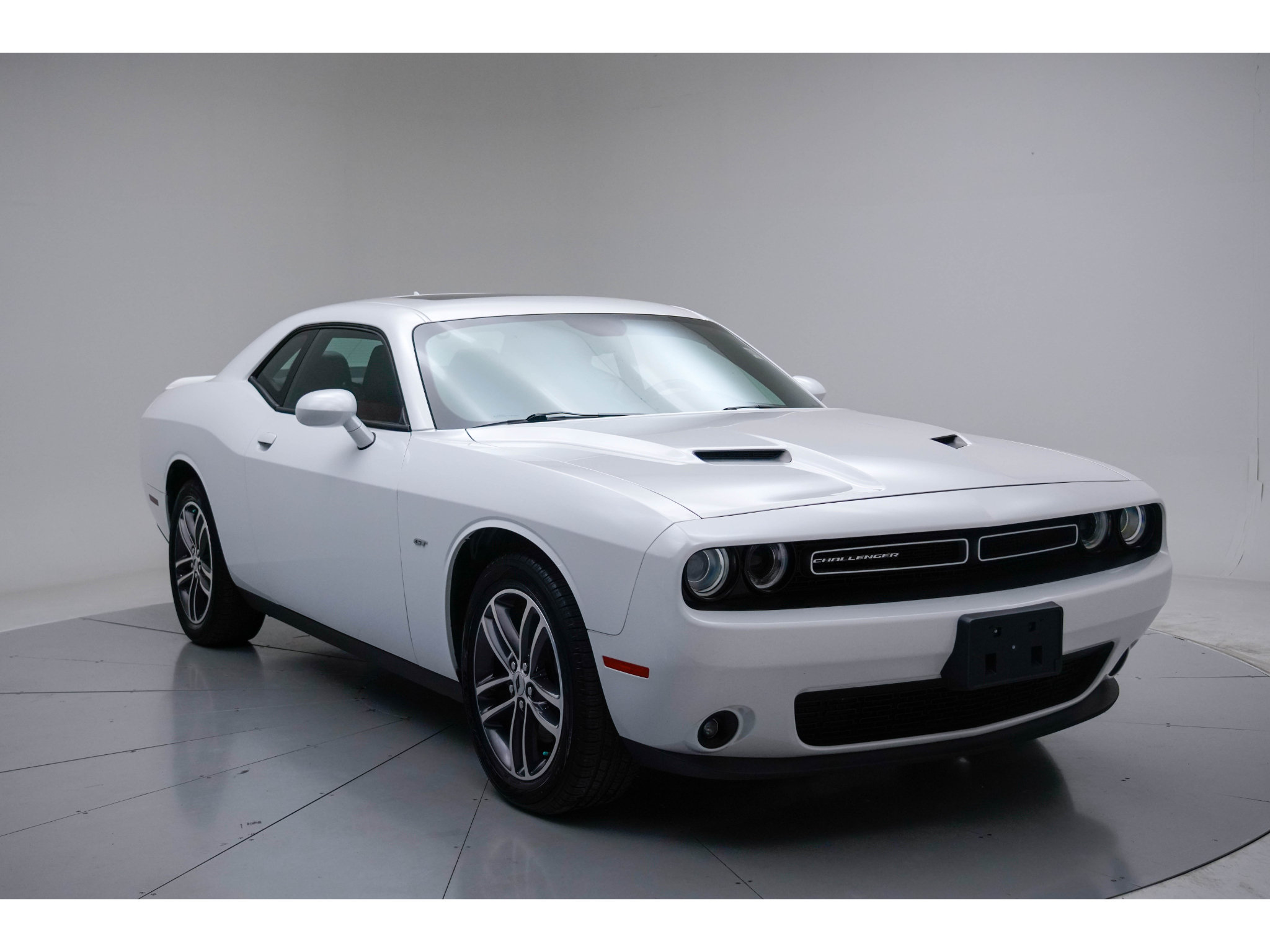Used 2018 Dodge Challenger GT w/ GT Interior Package AWD/4WD image 4