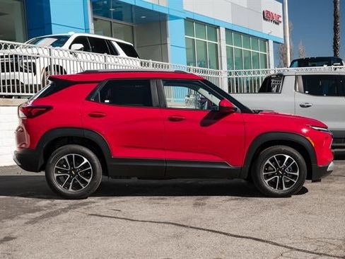 Used 2026 Chevrolet TrailBlazer LT w/ Driver Confidence Package image 40