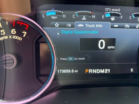 Used 2017 Ford F150 Lariat w/ Trailer Tow Package AWD/4WD image 27