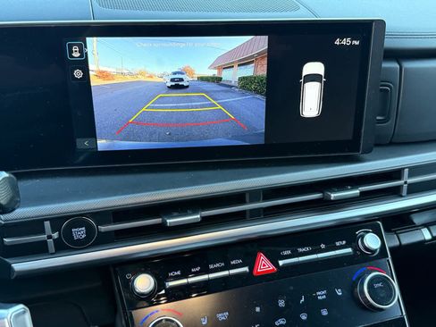 Used 2025 Hyundai Santa Fe SEL image 21