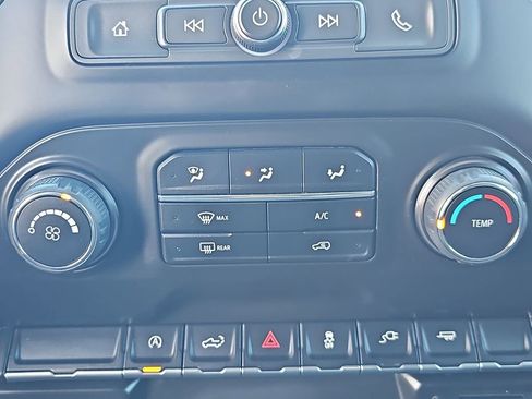 Used 2021 Chevrolet Silverado 1500 Custom w/ LPO, Dark Essentials Package image 20