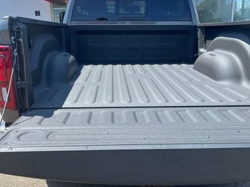 New 2026 RAM 2500 Big Horn AWD/4WD image 14