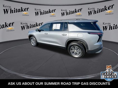 Certified 2026 Chevrolet Traverse LT FWD image 7